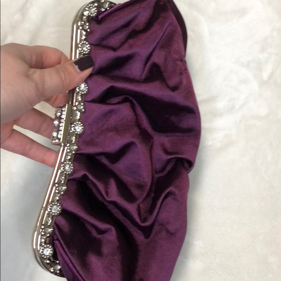 Everything clutch bags with stone all over satin - Picture 8 of 8